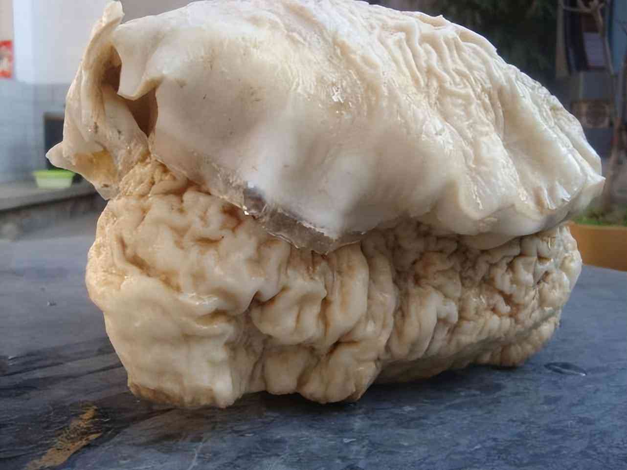 那種黑色石頭值錢(那種黑色石頭值錢大全)插圖7