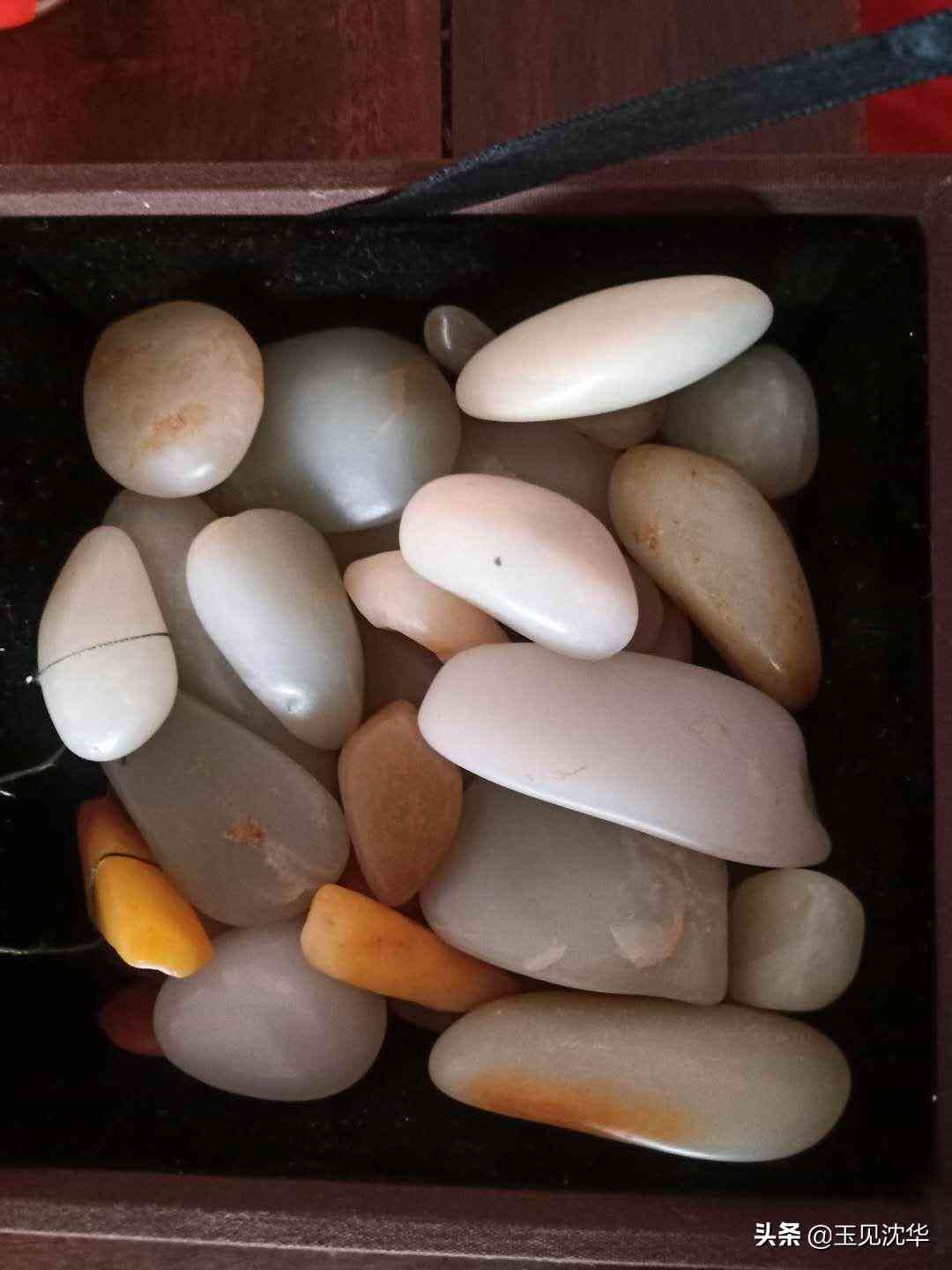 怎么鑒定和田玉(怎么鑒定和田玉籽料)