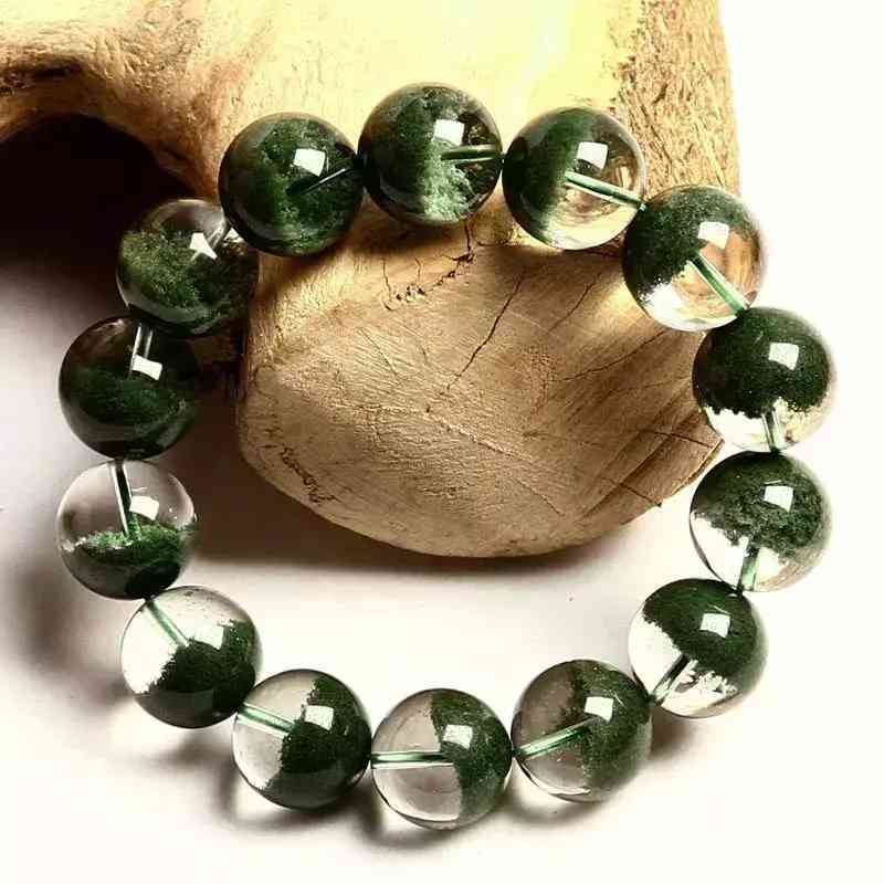 佩戴綠幽靈真的招財了(佩戴綠幽靈有什么講究)插圖3