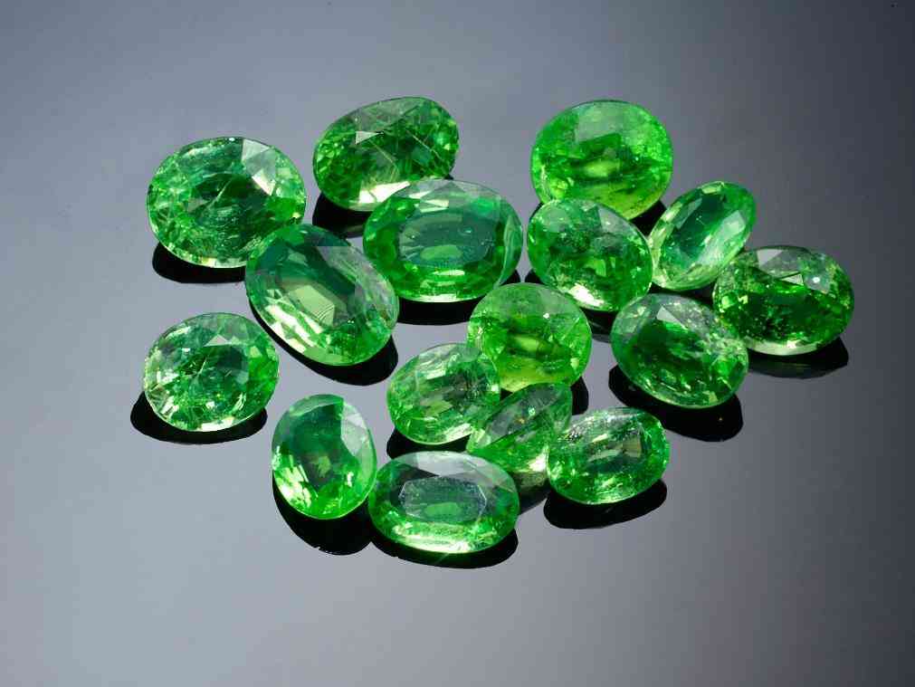 石榴石為什么戴三圈(石榴石對女性有什么好處)插圖11