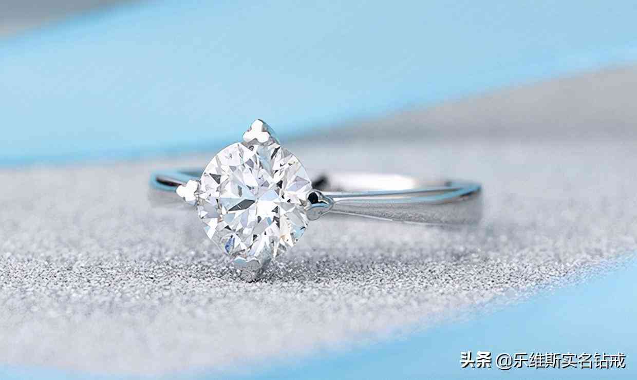 訂婚戒指什么時(shí)候買(訂婚戒指什么時(shí)候買最好)插圖3