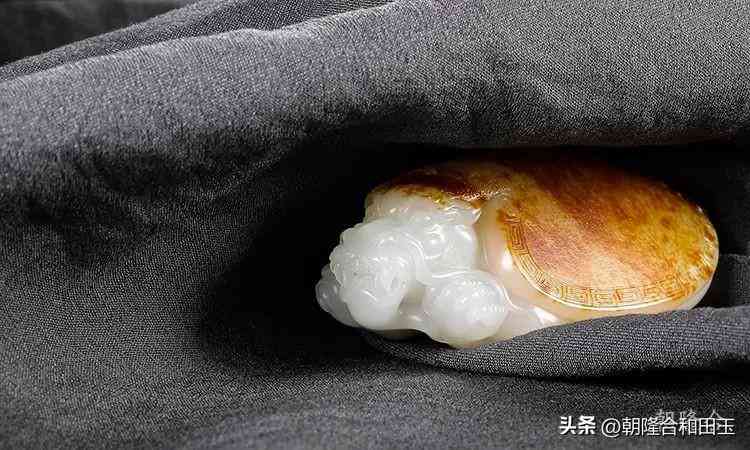 和田玉手把件價(jià)格(和田玉手把件價(jià)格一般多少)插圖5