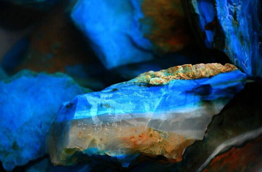 真砭石是什么顏色的(砭石真假圖片 原石)插圖15