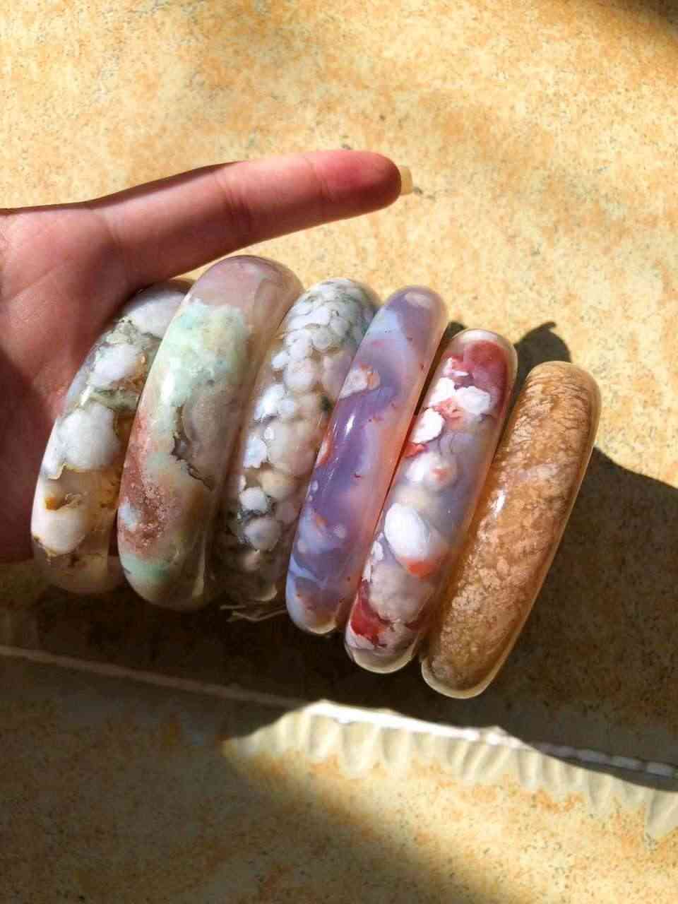 水草瑪瑙手鐲價格(水草瑪瑙手鐲價格大概多少錢)插圖1