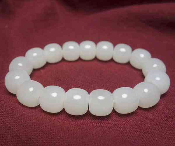 真和田玉多少錢一克(真和田玉怎么辨別真假)