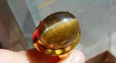 彩發(fā)晶的功效與作用佩戴禁忌(彩發(fā)晶的功效與作用圖片顏色越深越好嘛)插圖11