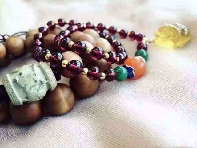 女人長(zhǎng)期戴石榴石的好處(女人戴石榴有什么好處)插圖5