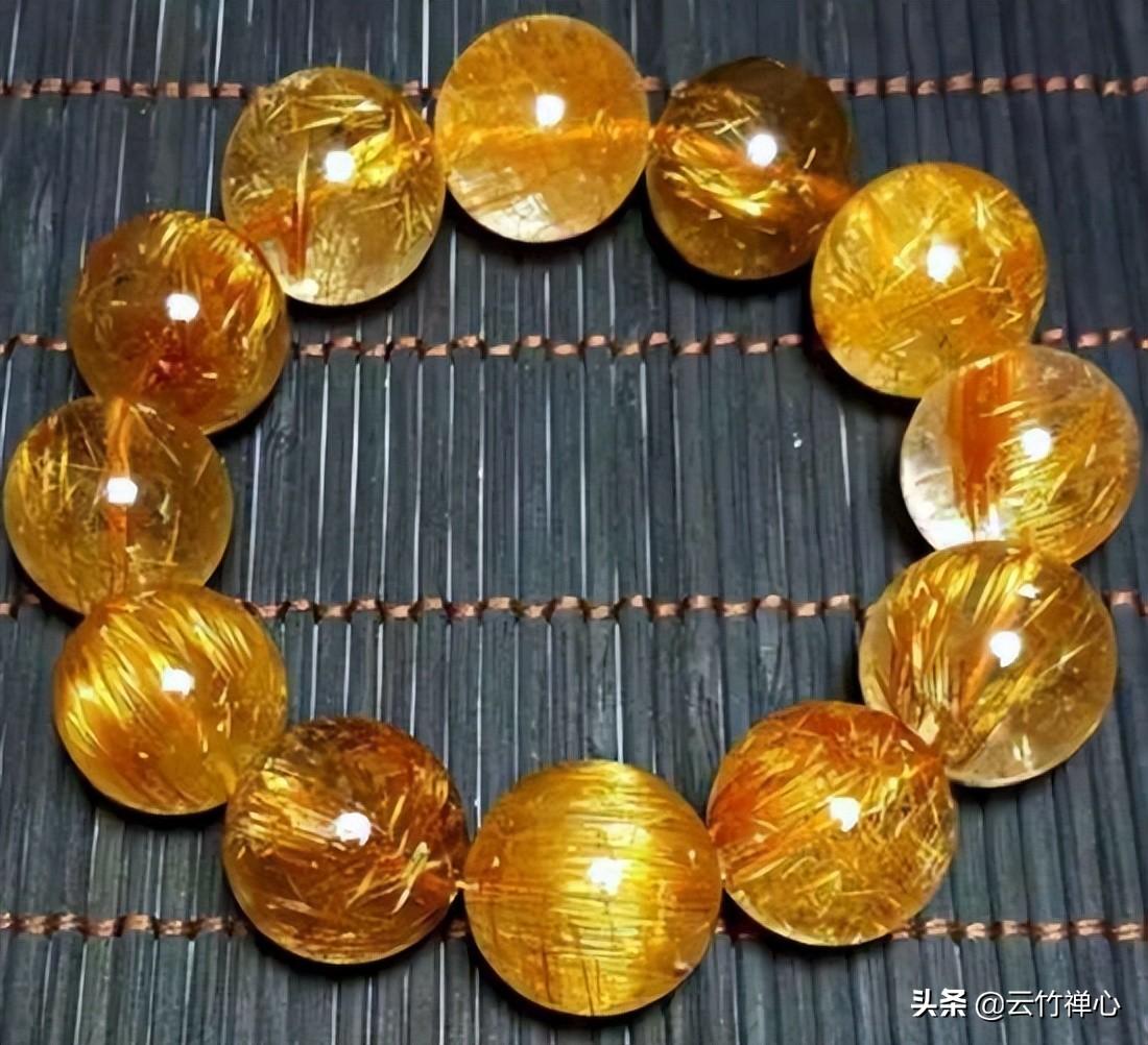 女生佩戴金發(fā)晶的禁忌(女人為什么不能戴發(fā)晶)插圖2