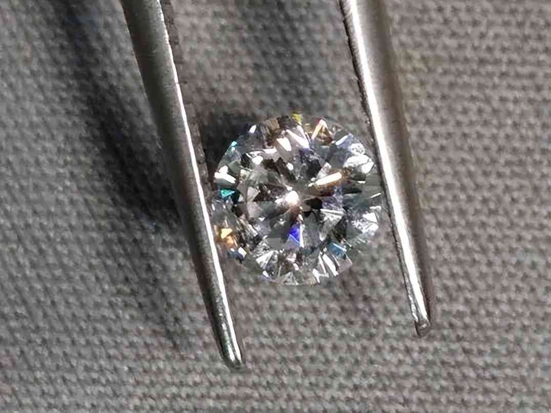 鋯石哪個顏色貴(鋯石哪個顏色貴一點)插圖11