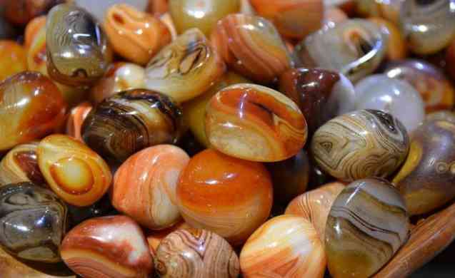 瑪瑙原石值錢嗎(瑪瑙原石值錢嗎知乎)