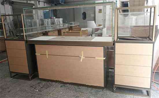 珠寶柜臺定制廠家(珠寶柜臺定制廠家排名)插圖2