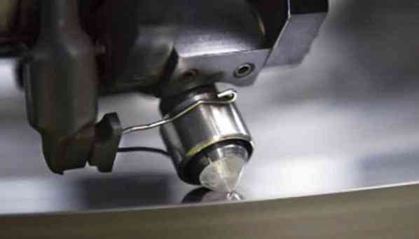 鉆戒怎么選怎樣辨等級(鉆戒怎么區(qū)分好與不好)插圖17