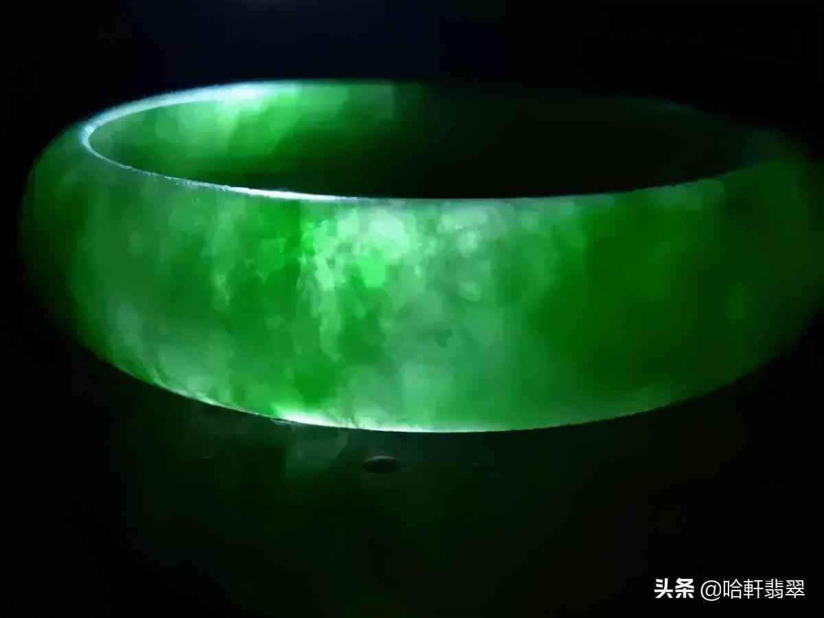 怎樣鑒別真假翡翠(如何鑒定真假翡翠)插圖6