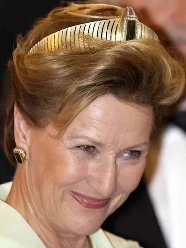 托帕石是天然寶石嗎(倫敦藍(lán)托帕石是天然寶石嗎)插圖15