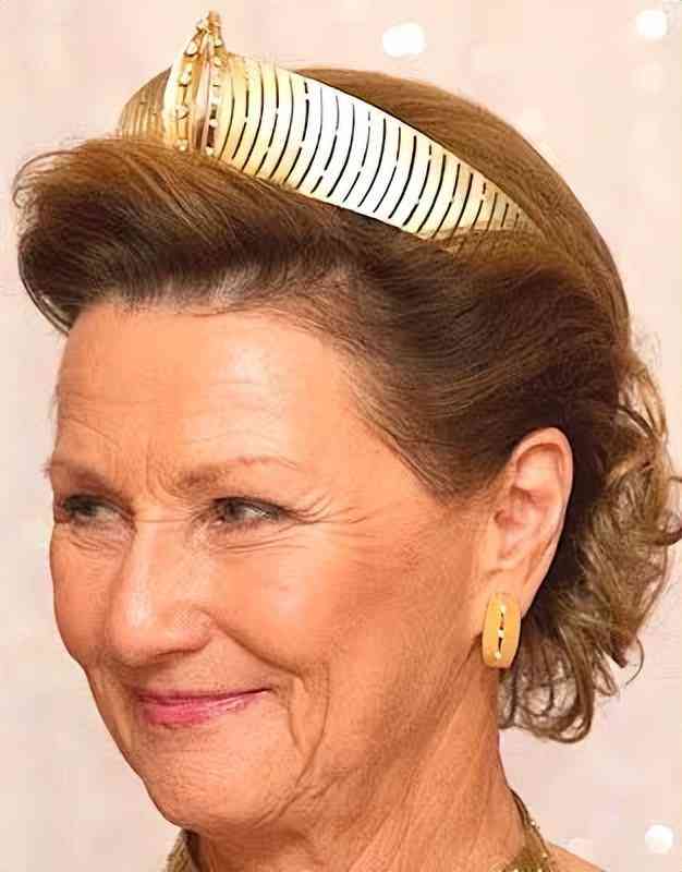 托帕石是天然寶石嗎(倫敦藍(lán)托帕石是天然寶石嗎)插圖17