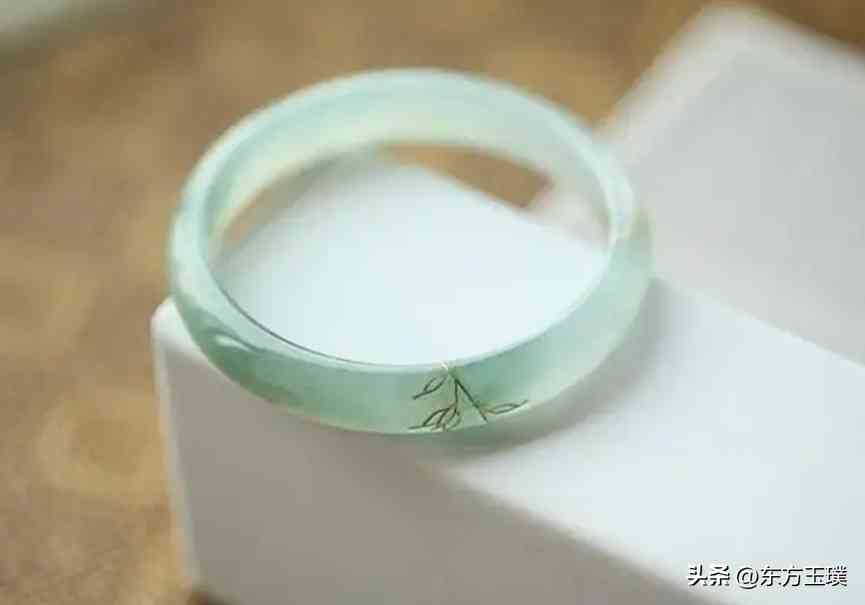 河邊撿玉石的鑒別方法(在河里撿玉石咋樣分辨)插圖2