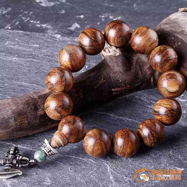 真正虎眼石手串多少錢(虎眼石的功效與作用佩戴禁忌)插圖3