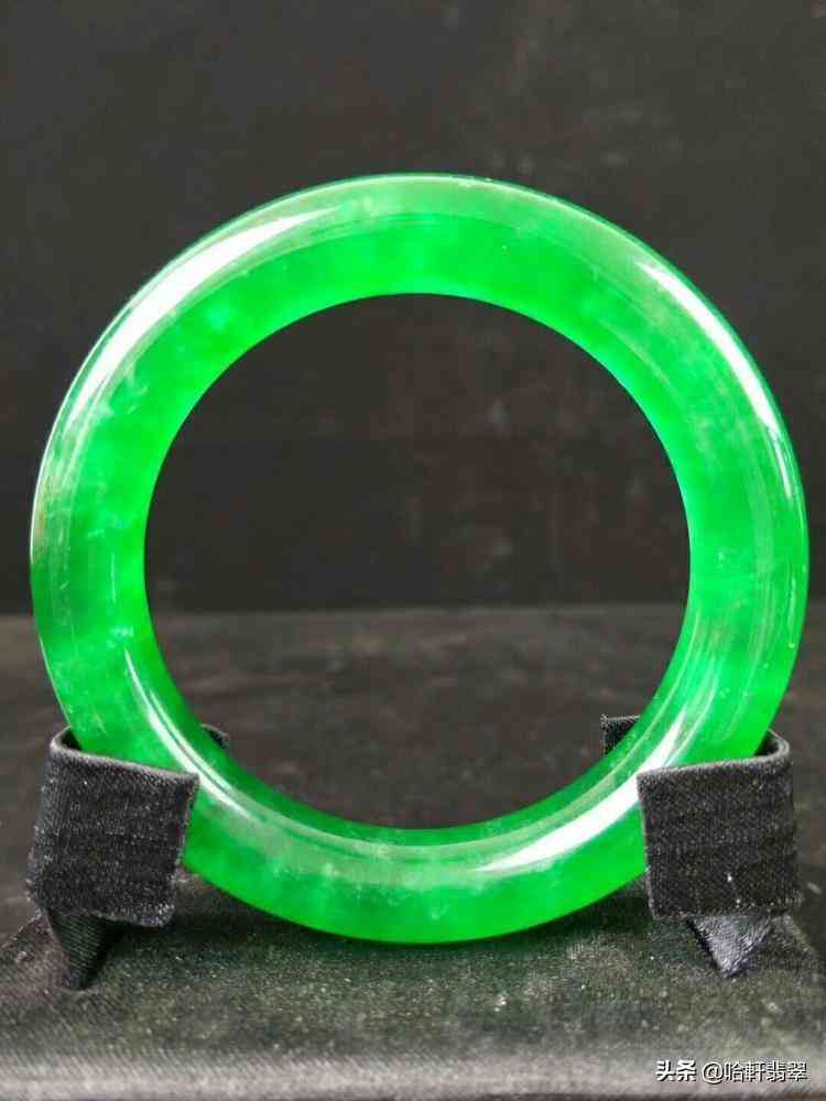 翡翠原石批發(fā)價(jià)格(翡翠原石批發(fā)網(wǎng))插圖5