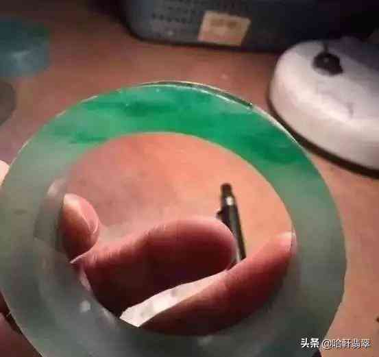 翡翠原石批發(fā)價(jià)格(翡翠原石批發(fā)網(wǎng))插圖10