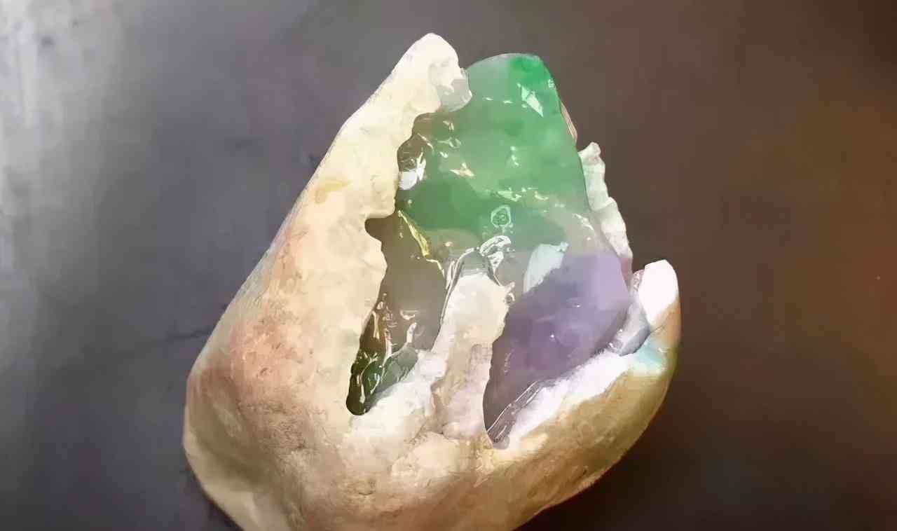 開翡翠原石(開翡翠原石游戲)插圖4