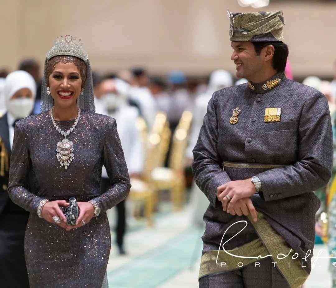 tiffany50分六爪鉆戒(tiffany50分六爪鉆戒官網(wǎng)價(jià))插圖1