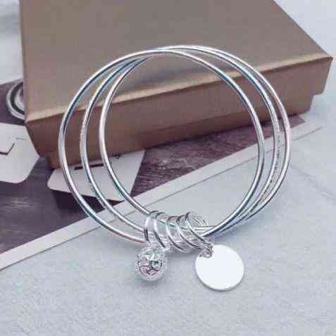 周大福銀戒指價(jià)格(周大福銀戒指多少錢)插圖2