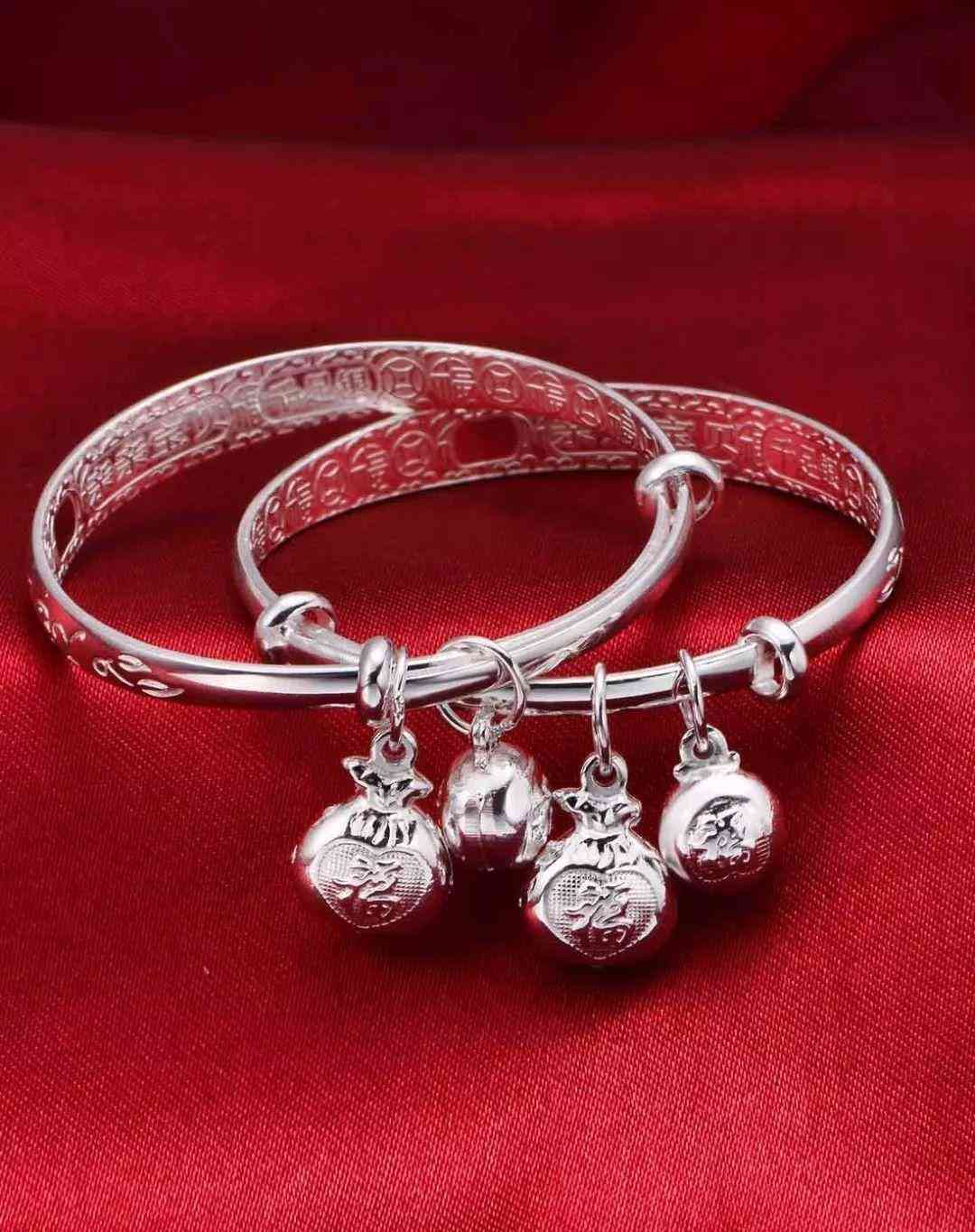 周大福銀戒指價(jià)格(周大福銀戒指多少錢)插圖5