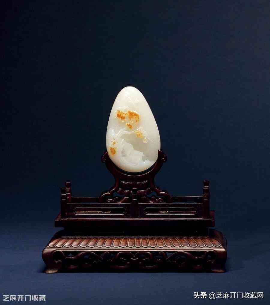 玉石在線鑒定(真玉和假玉在燈光下有啥區(qū)別)插圖1