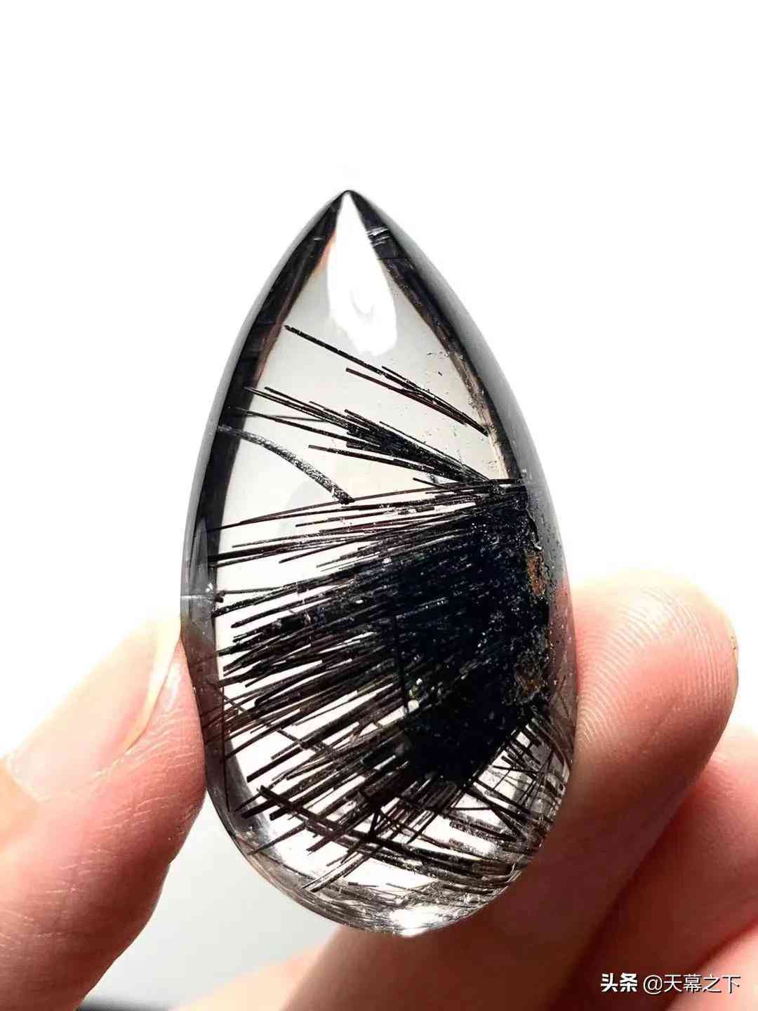 天然水晶吊墜多少錢一個(gè)(天然水晶石吊墜)插圖9