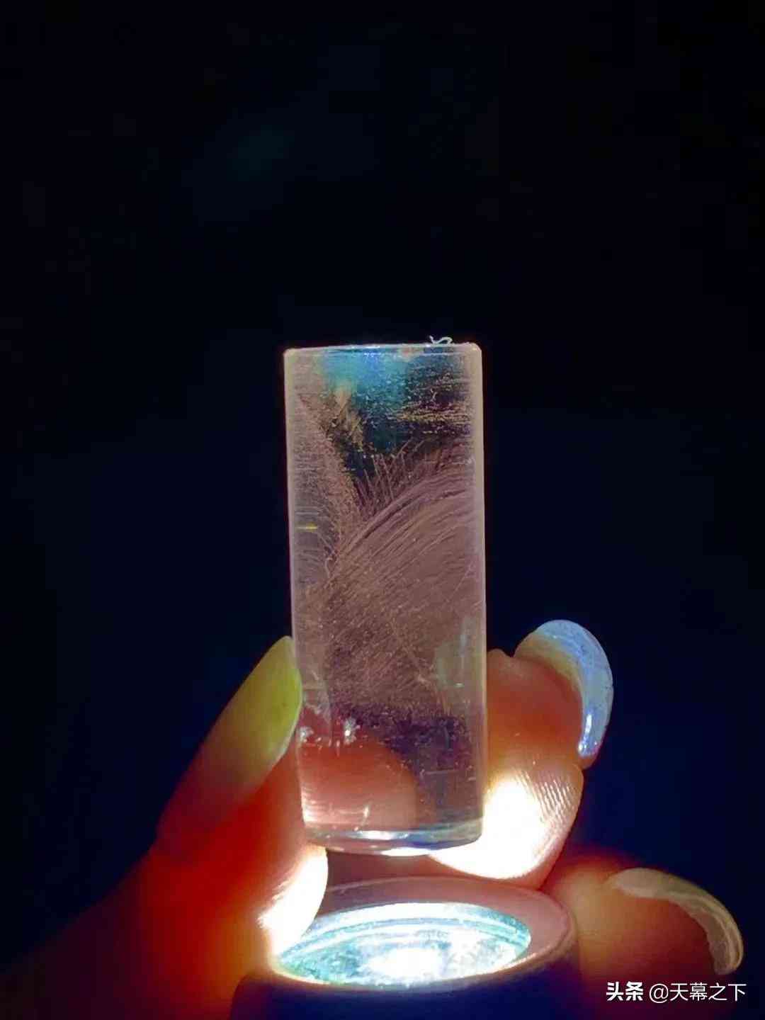 天然水晶吊墜多少錢一個(gè)(天然水晶石吊墜)插圖32