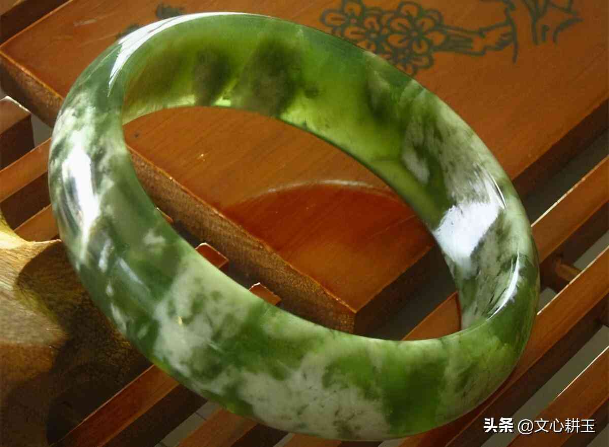 藍田玉手鐲價格5000(藍田玉手鐲價格一般多少)插圖2