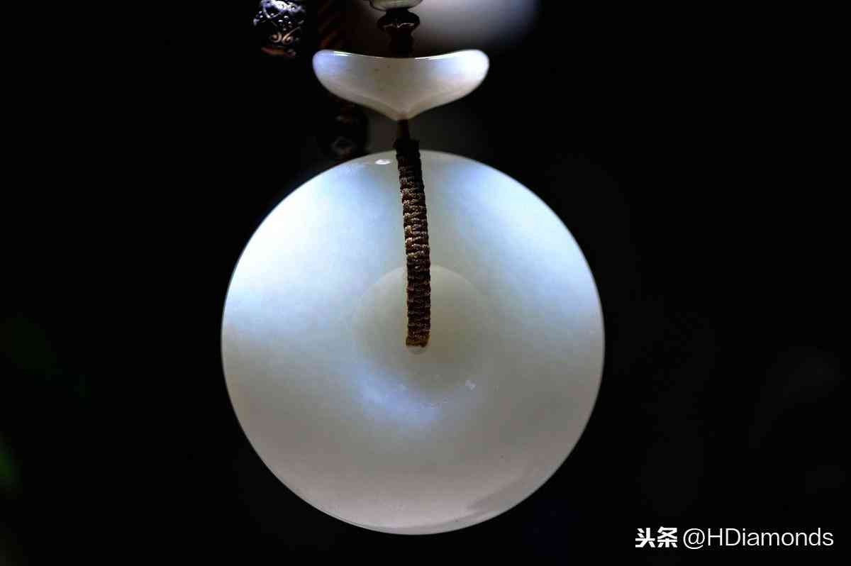 鉑金鉆石項鏈價格(鉑金鉆石項鏈價格二手賣多少錢)插圖9