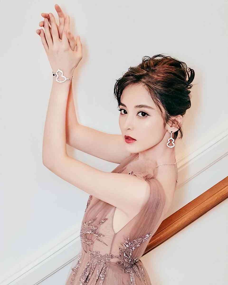 三種女人不適合戴翡翠(三種女人不適合戴翡翠佛公)插圖1