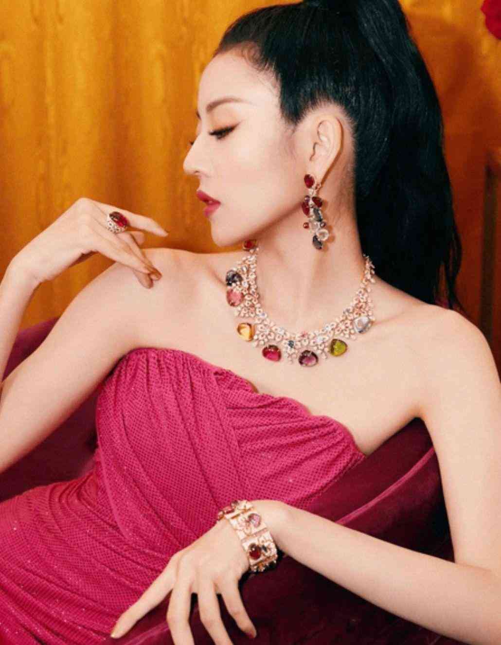 三種女人不適合戴翡翠(三種女人不適合戴翡翠佛公)插圖7