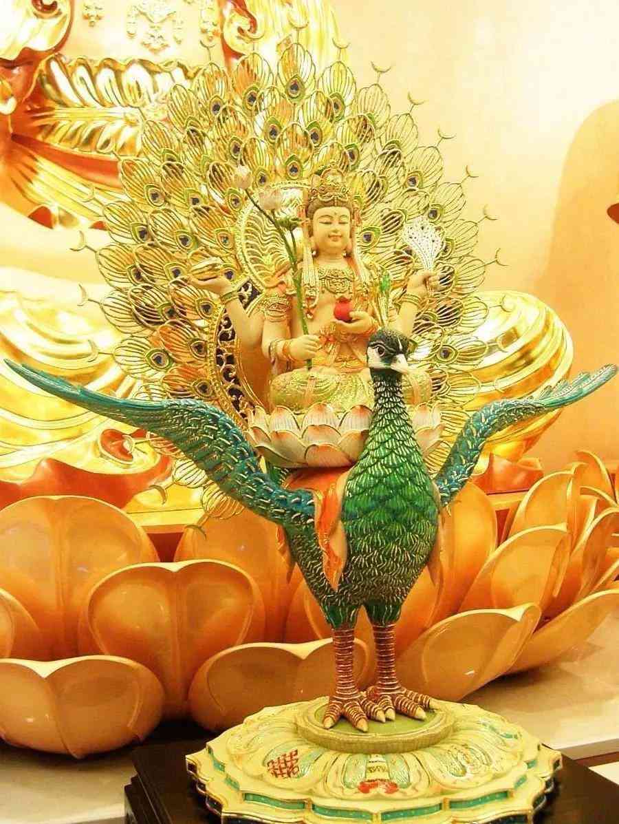 女子脖子上戴玉的禁忌(女生脖子佩戴玉的好處)