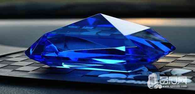 海藍(lán)寶水晶有什么功效和作用(海藍(lán)寶為什么不建議買)