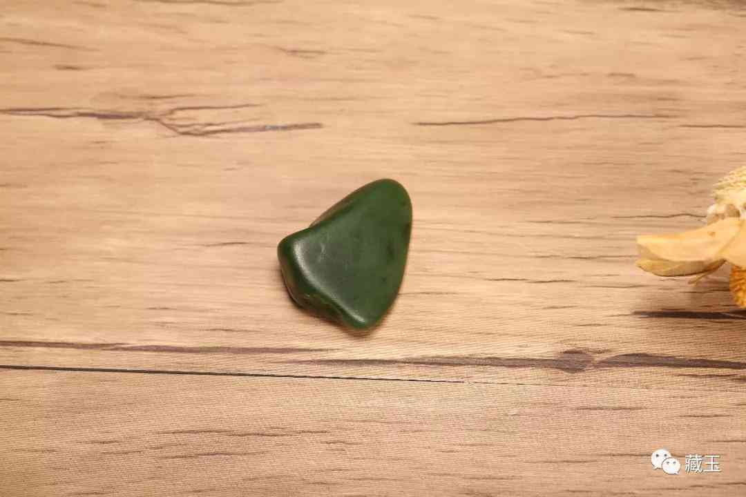 和田玉籽料顏色等級(jí)(和田玉籽料顏色等級(jí)價(jià)格表)插圖13