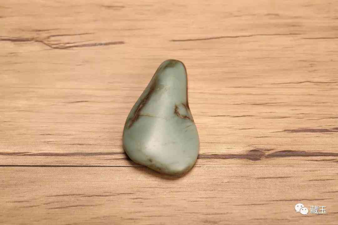 和田玉籽料顏色等級(jí)(和田玉籽料顏色等級(jí)價(jià)格表)插圖17