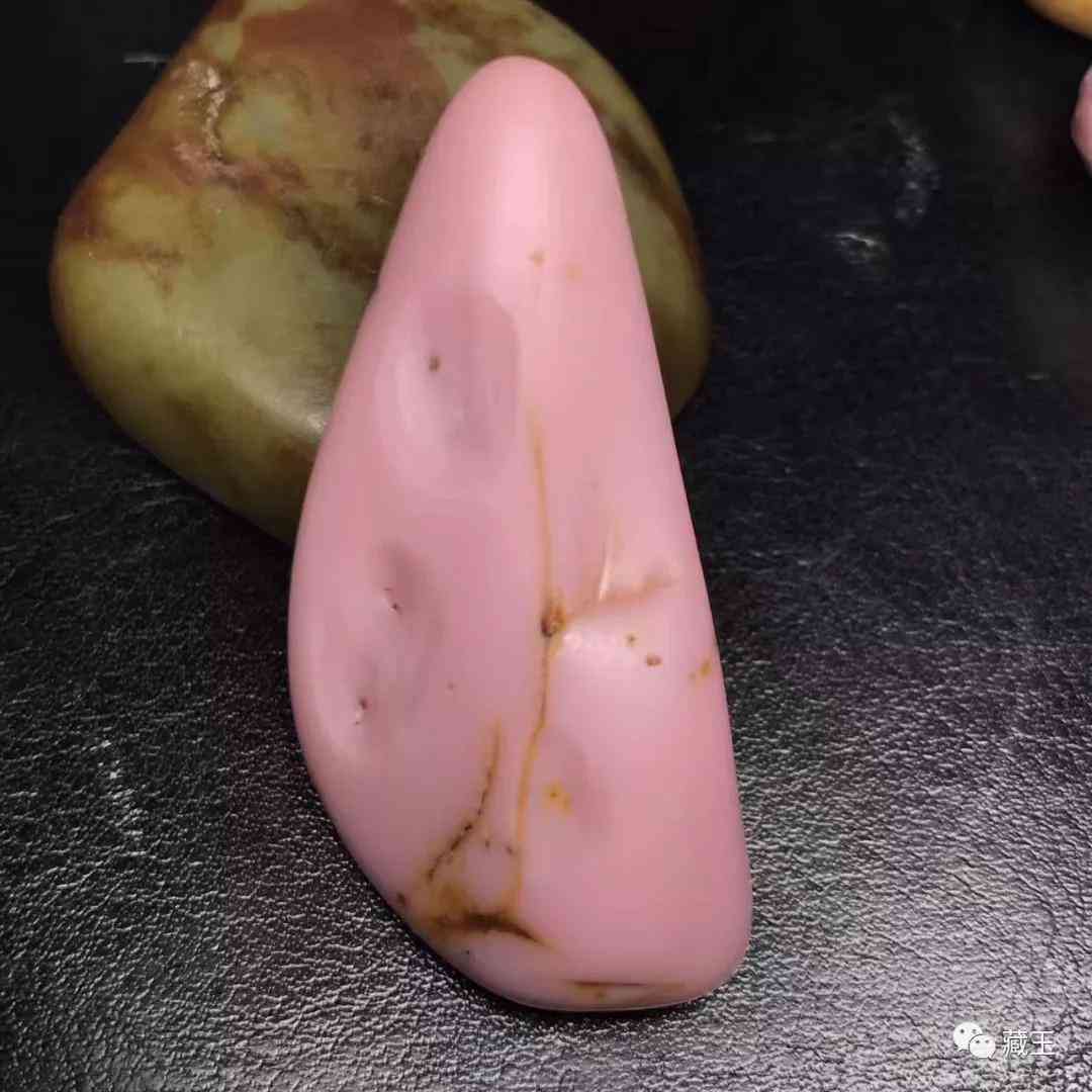 和田玉籽料顏色等級(jí)(和田玉籽料顏色等級(jí)價(jià)格表)插圖21