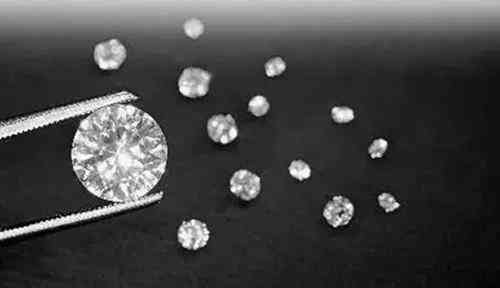 18k金鉆石戒指價格查詢(18k金鉆石戒指價格查詢男士)插圖3