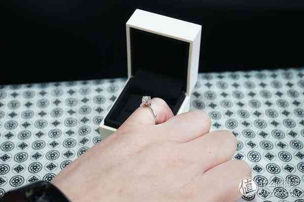 周大福鉆戒款式及價(jià)格(周大福鉆戒款式及價(jià)格 四爪)插圖30