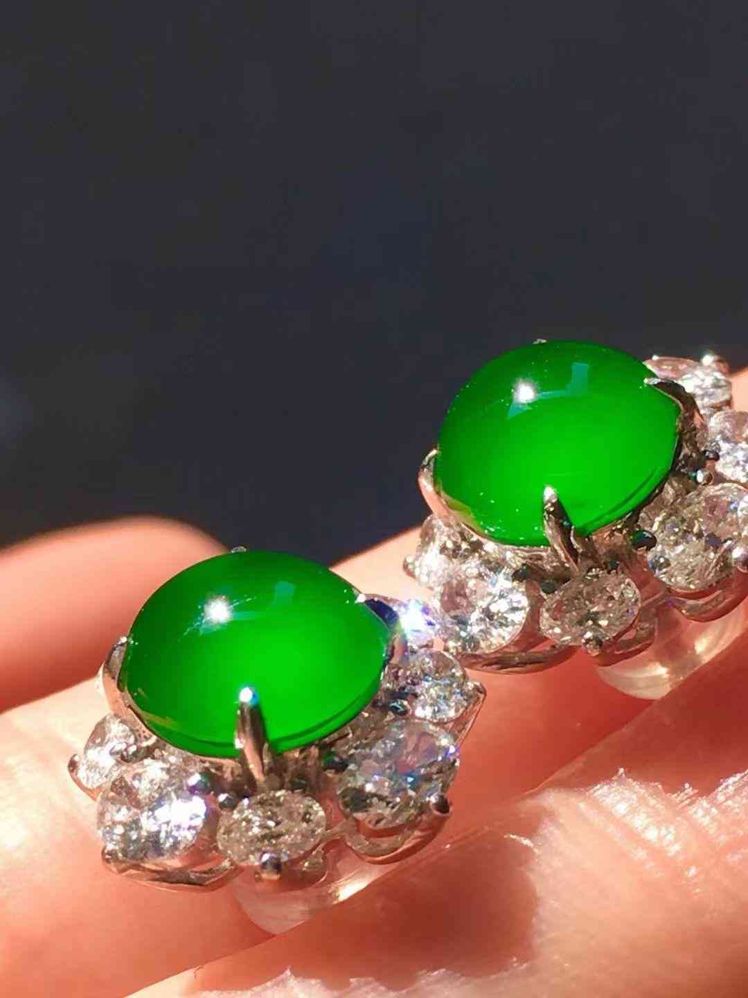 關于翡翠的專業(yè)知識(關于翡翠的專業(yè)知識書籍)插圖1