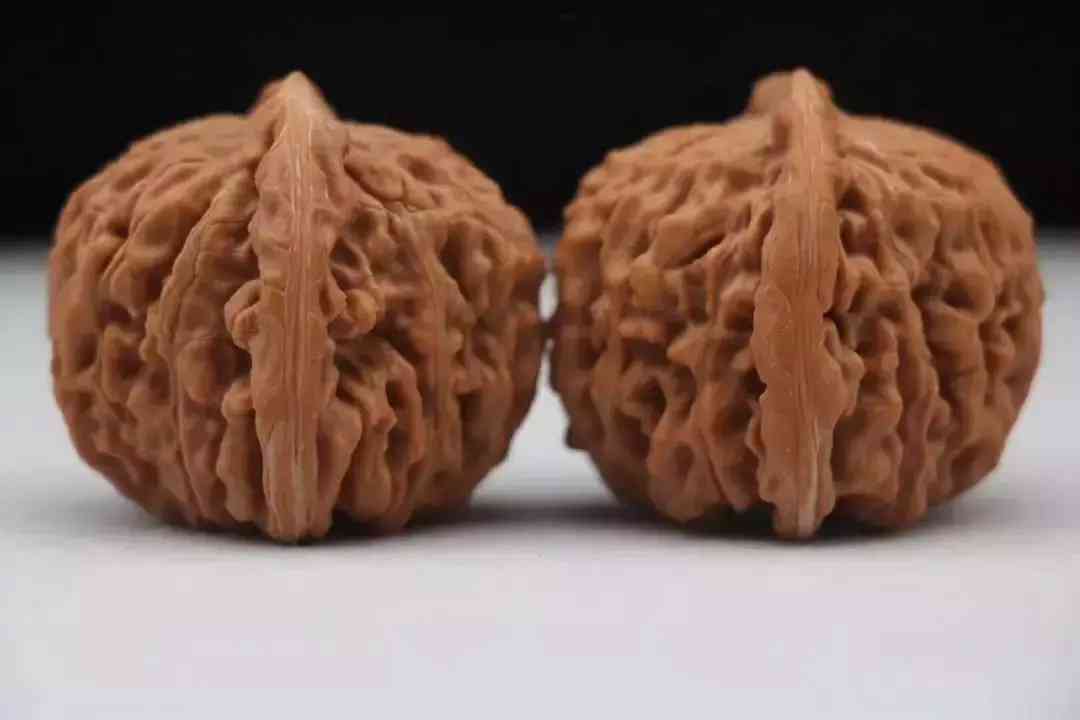 文玩核桃正確盤玩方法(文玩核桃正確盤玩方法手套)插圖7