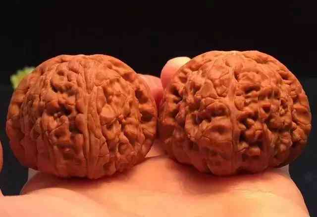 文玩核桃正確盤玩方法(文玩核桃正確盤玩方法手套)插圖13