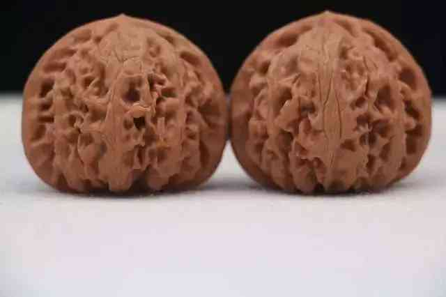 文玩核桃正確盤玩方法(文玩核桃正確盤玩方法手套)插圖14