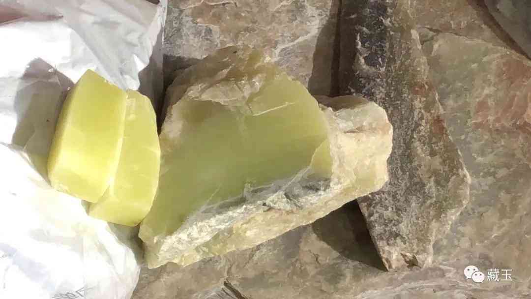 托帕石的價(jià)格(托帕石原石圖片及價(jià)格)插圖13