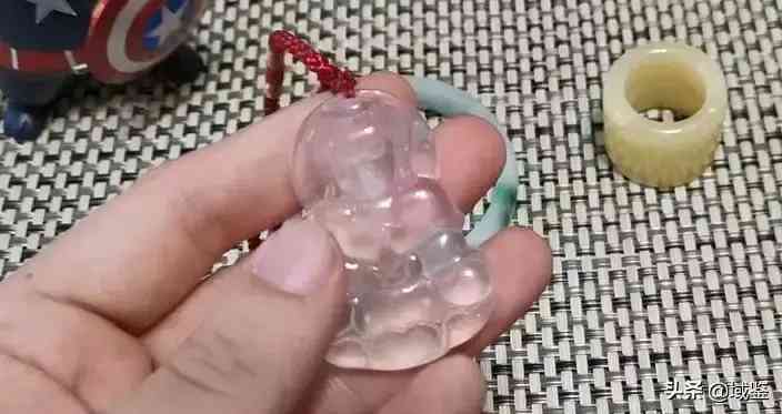 怎么判斷翡翠(怎么判斷翡翠種老不老)插圖7