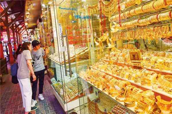 真的九眼天珠多少錢(辨別天珠真假最簡(jiǎn)單的方法)