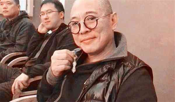 真的九眼天珠多少錢(辨別天珠真假最簡(jiǎn)單的方法)插圖3