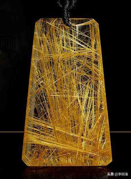 藍(lán)水晶的寓意和象征(藍(lán)水晶顏色代表的意義)插圖1